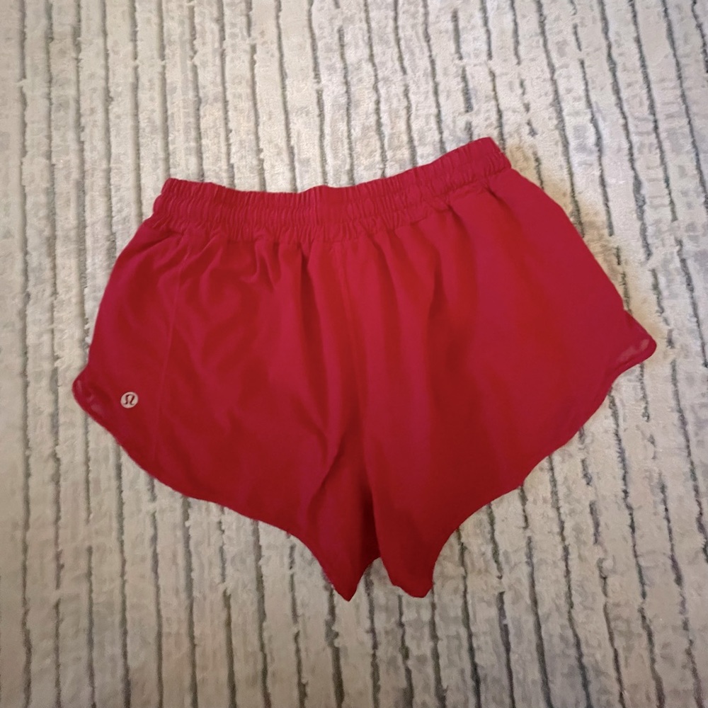 Lululemon Hotty Hot Low-Rise Lined Short 2.5” Dark Red